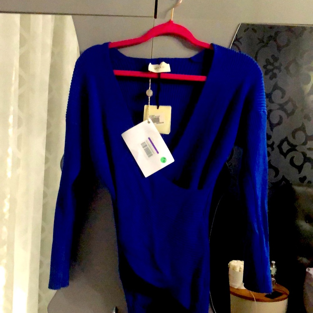 Vicolo royal blue sweater